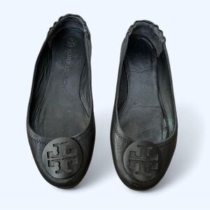 TORY BURCH black leather ballet flats classic slip ons size 9